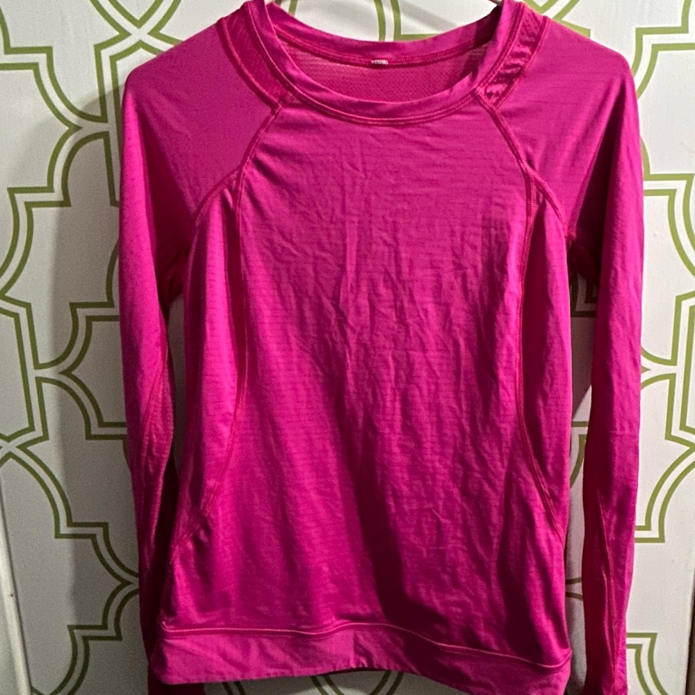NWOT Lululemon Athletica Hot Pink Scoop Neck Long Sleeve With Pockets